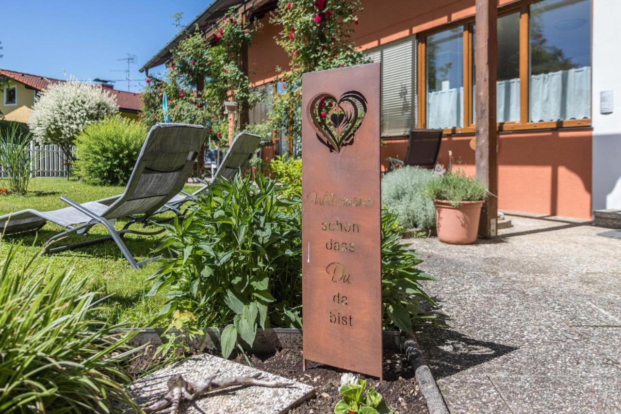 Fewo Im Gaestehaus Maximilian Eggelsberg Екстер'єр фото